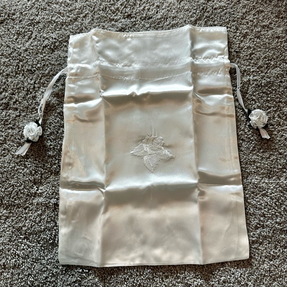 Elegant White Satin Drawstring Bag